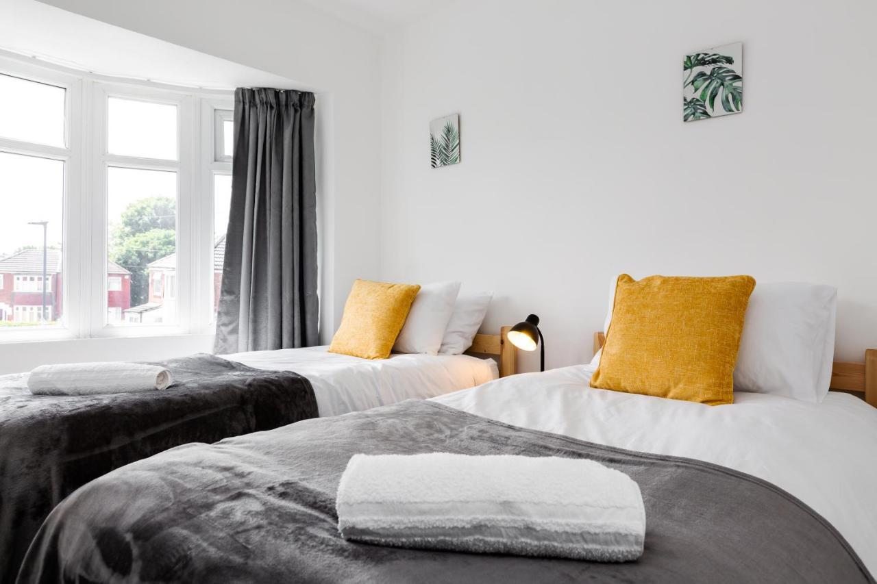 1 Mile To Etihad Stadium & Coop Arena, Free Parking, 7 Ppl Villa Manchester Ngoại thất bức ảnh